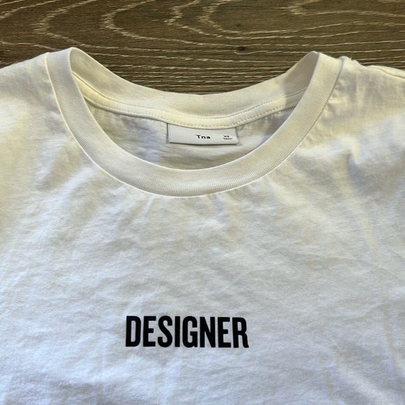 Tna Graphic Tshirt Shortsleeve - Picture 2 of 2